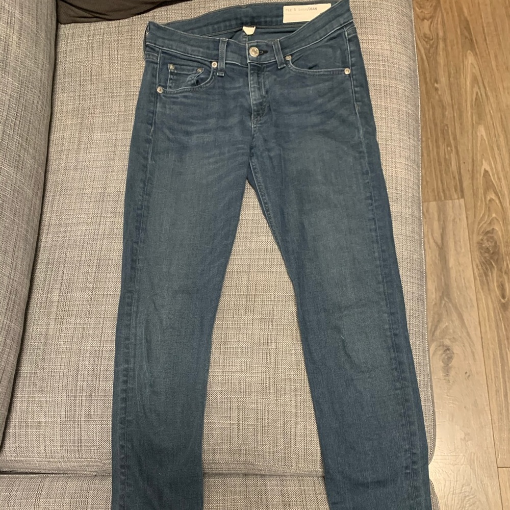 Very cute and comfortable rag & bone jeans